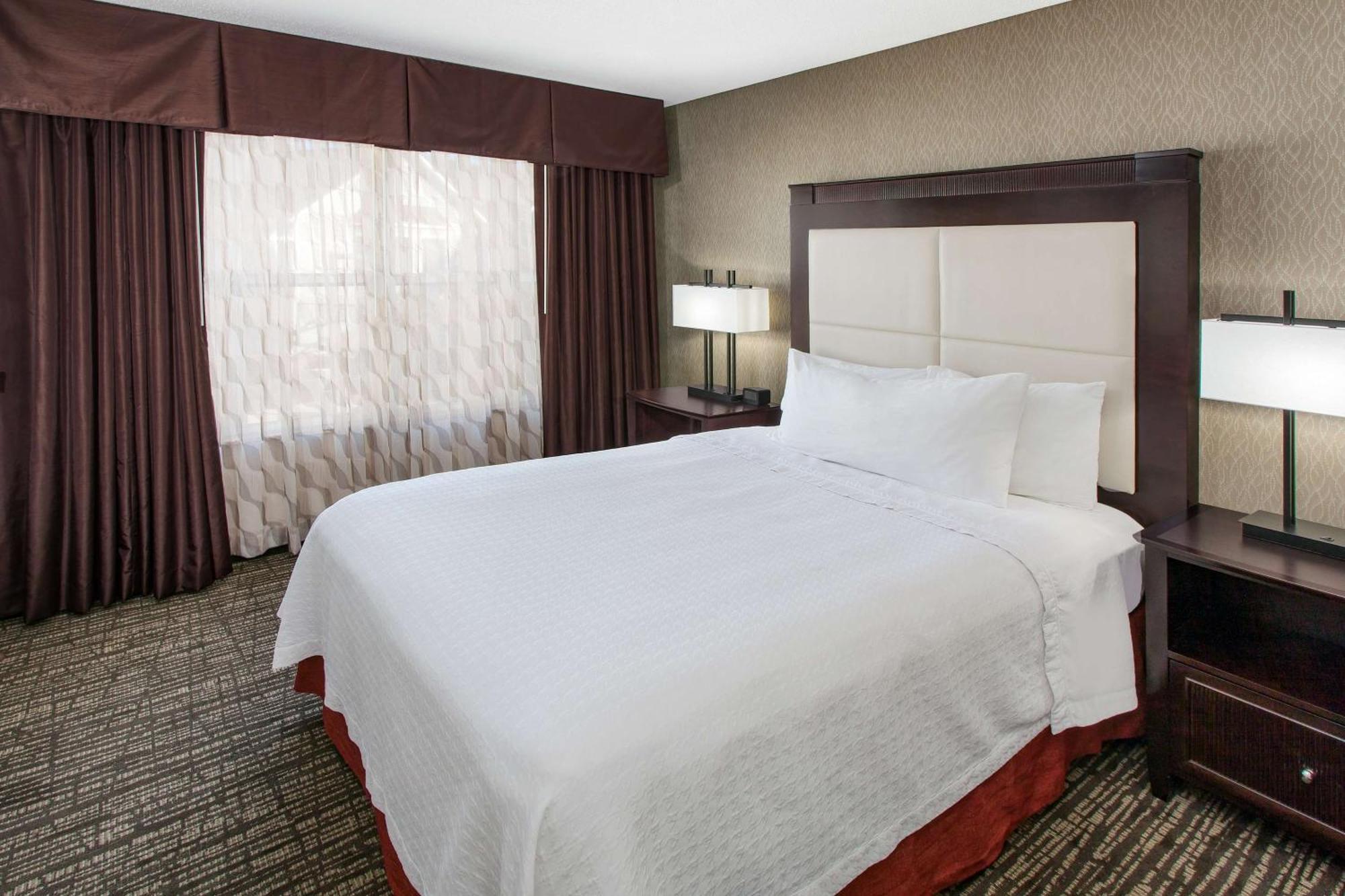 Homewood Suites By Hilton Indianapolis At The Crossing Bagian luar foto